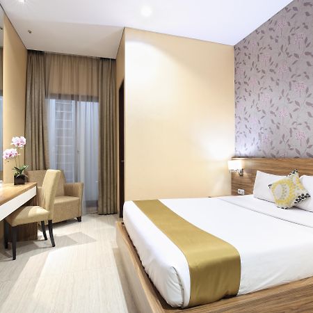 Rasuna Icon Hotel Джакарта Екстериор снимка