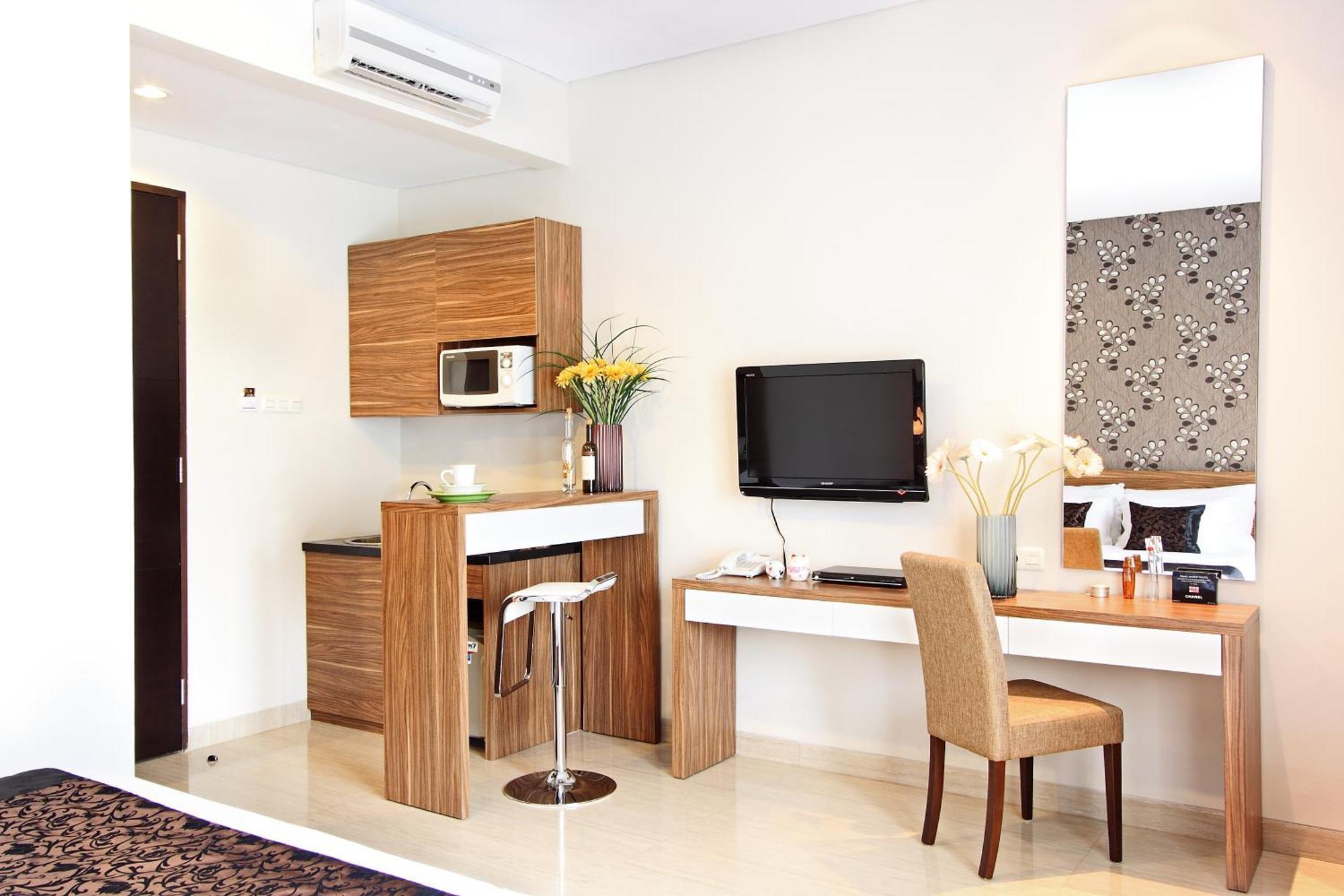 Rasuna Icon Hotel Джакарта Екстериор снимка